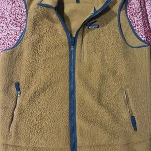 Patagonia Brown Fleece Vest with Navy Accents